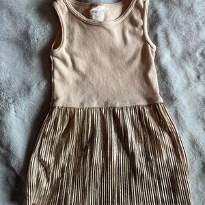 Infant H&M Cream Sleeveless Sundress Casual Size 4-6 Months